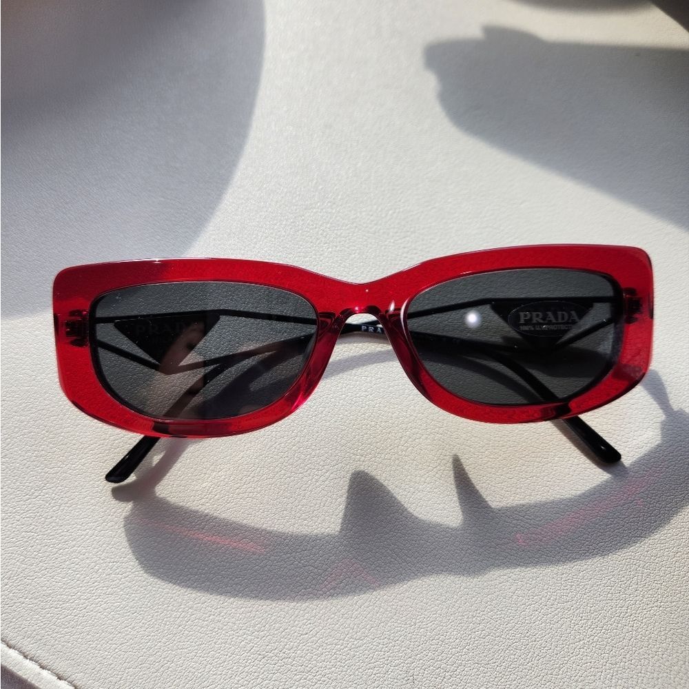 PRADA New Symbol logo Red Sunglasses - Picture 3 of 8